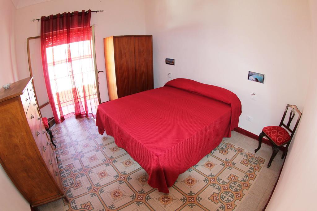 Apartamento La Melagrana Castellammare del Golfo Habitación foto